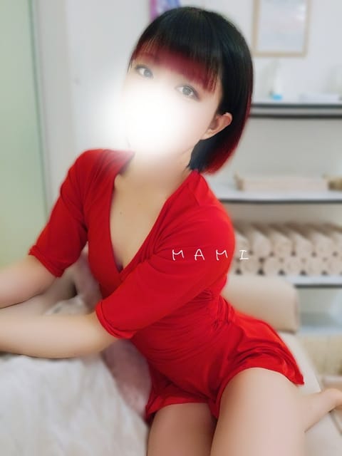 お久しぶりです😇

2月19日(木)
19時30分～2時30分

出勤します✨

お疲れの方お待ちしてます🙌