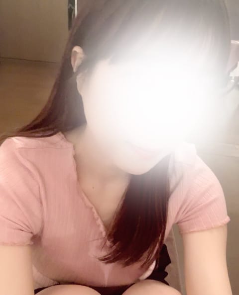こんばんは☺️

本日18時30分〜高円寺ルームにいます🌿

ご予約お待ちしています🤍