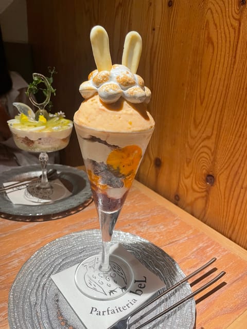 先週、おともだちと夜パフェに行きました🍨

十五夜モチーフの可愛いパフェ🐰
たくさんお買い物もしてきたよ🛍