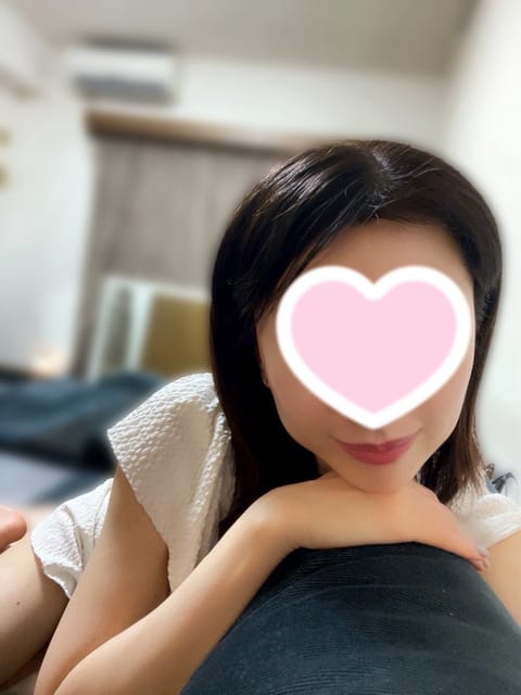 本日、1/12出勤です！

ご予約ありがとうございます😊
三連休最終日楽しみましょ♪

ラスト1枠　14:20- ご案内