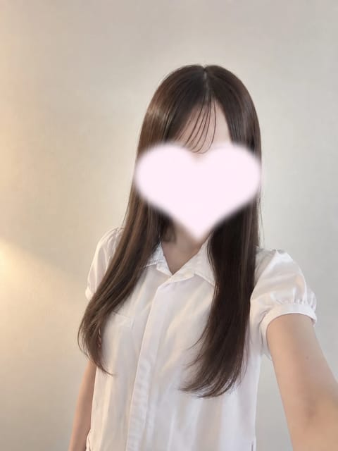 9月最後の出勤だよ〜🥺🤍
今月ラスト、会いに来てくれたら嬉しいな♡
待ってるね🫶🏻