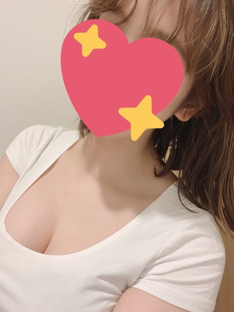 こんにちは✨

次回は
25日(木)18:00-翌5:00ですっ💕
久しぶりの夜間出勤なのでタイミング合う方いらっしゃる