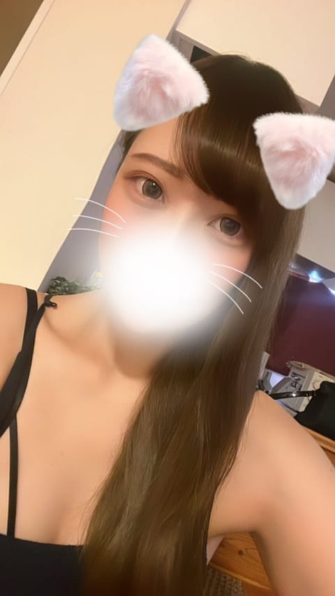 昨日はラストまでありがとうございました😊‼️

暑すぎるので水分補給忘れずに💦

12時～出勤してるよ🫣🩵

@marv