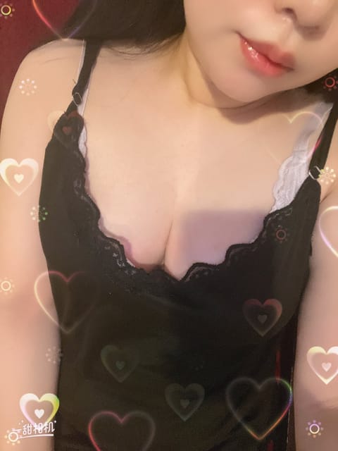 気づいたらもうこんな時間になってた！！
明日6日も出勤になりました🌸
12:00〜18:00です🫧