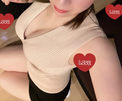出勤しています❤️
堺筋本町です
よろしくお願いいたします🤲🏻💕