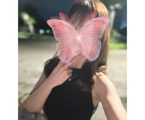 かなり遅くなりましたが
あけましておめでとうございます😌
2026年もよろしくお願い申し上げます🤍
本日、急遽、夜入らせ