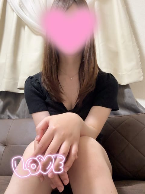 はる出勤しました〜❤︎
今日はあいにくの雨ですが、、、
来てくれると嬉しいです✨

ご予約待ってるね💕︎

#愛媛  #