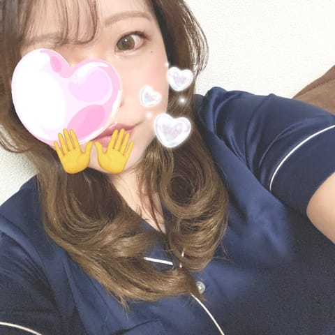 お家でゴロゴロしてるおにいさん待ってますよー🐈💕