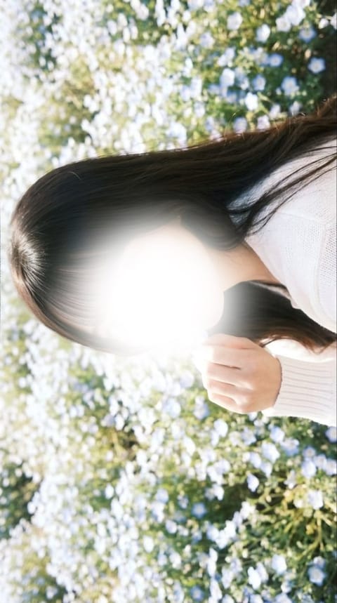 ゆゆです🦄🖤

実は最近ある映画を見てきました！

(ちなみに私は
映画館で観る事が珍しいです🤫)

見た感想は
正しい