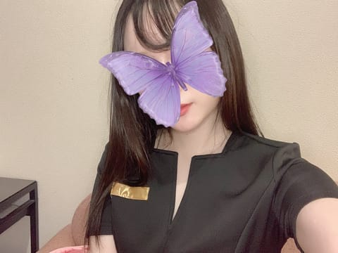 本日21:00~府中room出勤します🔮
今週もあと明日を残すのみ💫
癒されに来てくださいね💓

http://x.gd