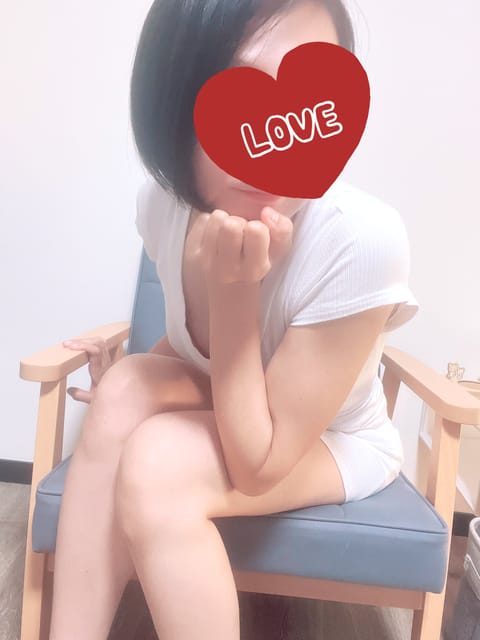 暑いよ〜🫠
今日はお仕事であっちこっち回っておりますが…暑い〜😣
皆さんも熱中症に気をつけてくださいね💦