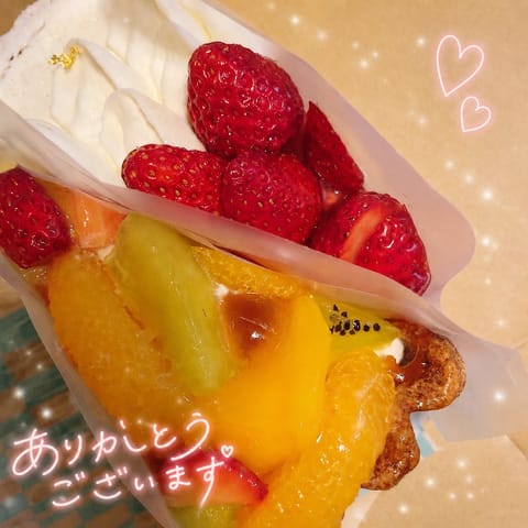 りかです！

W様私の大好きな🎂をお祝いで
ありがとうございます😭💚💚💚
嬉しい😭ｱｲﾗﾌﾞﾕｳすぎます😭笑
クチコミも