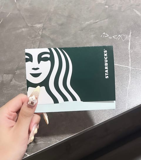 すてきー！うれしすぎるーー🥹💕💕
ありがとうございます✨

明日もいるのでお待ちしてます⸝꙳.⋆