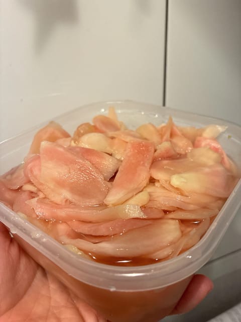 おつかれ様です！！
新生姜の季節です〜😍🙌
手作りの新生姜のガリが簡単で美味しすぎるので、新生姜見つけたら買い漁って大量