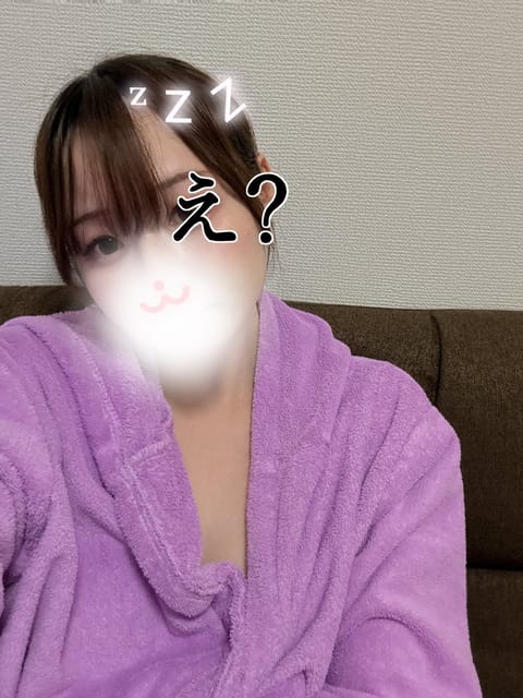 出勤してます⭐️
18:40~🈳❕
おまちしてます💖