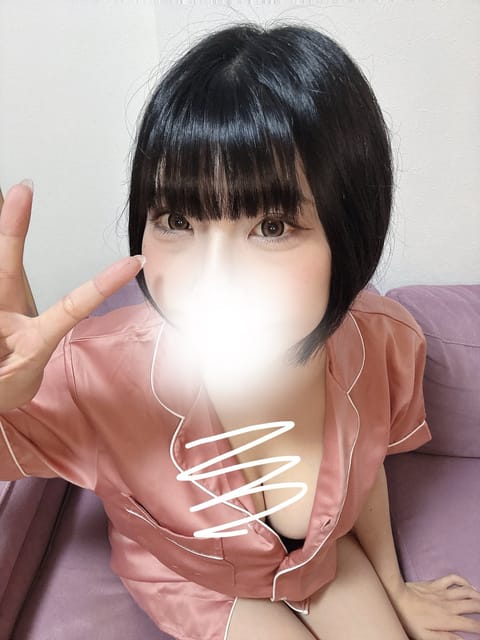 こんばんは〜˙³˙ )ﾉ"

本日17:00~23:00です😊

ちょっぴり天気が悪いけど、元気に頑張る『あいみん』に応