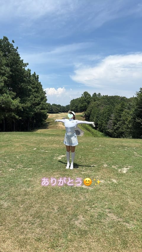 おはようございます🌞

昨日の大雨☔️で
涼しくなったかな〜?!

🗓️本日ゎご予約いっぱいと
なりました⤴︎✨✨
出勤