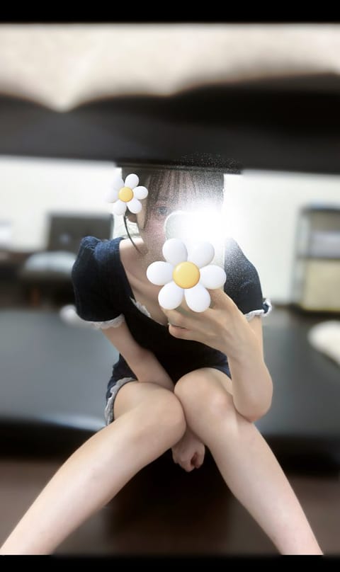 本日13:30〜21:00【立川ルーム】出勤してます💆🏻

みなさんの身も心も癒せるように頑張るので会いに来てくれたら嬉