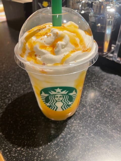 秋は美味しいものがたくさんありすぎて困る😔
スタバのお芋とミスド食べたけど美味しかった〜！

本日事前予約いただきありが