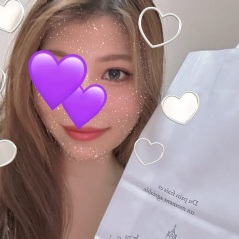 約1週間ぶりの出勤🤗
本指様の方々で本日は🈵枠でした！
いつもありがとうございます🥰

今回は差し入れの写真撮り忘れませ