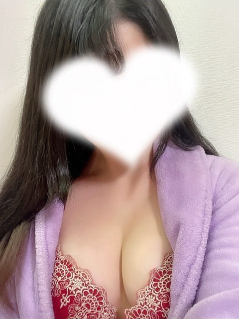 先ほどきていただいたお客様には
あやかちゃんのマッサージはいままでの女の子と違ってちゃんと体の癒しも感じられるの新感覚〜