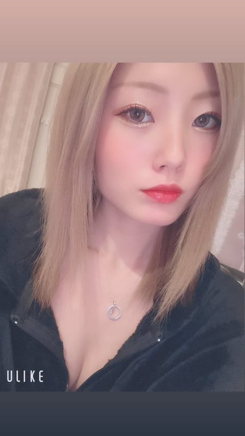 今日も寒いね*🥶💨*
岐阜ルームにて出勤してます！
今日はどんなお客様に会えるかな💭
お部屋暖かくしてお兄様方をお待ちし