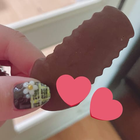そういえば友達にもらったチョコがおもろい
ちんすこうらしい