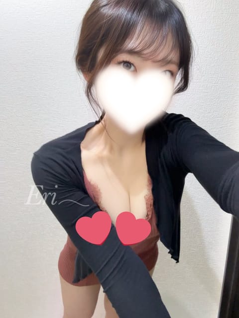 金曜日✨

1週間おつかれさまー！
癒し欲しい人ー( ˙˘˙ )ﾉ

19 時～

.