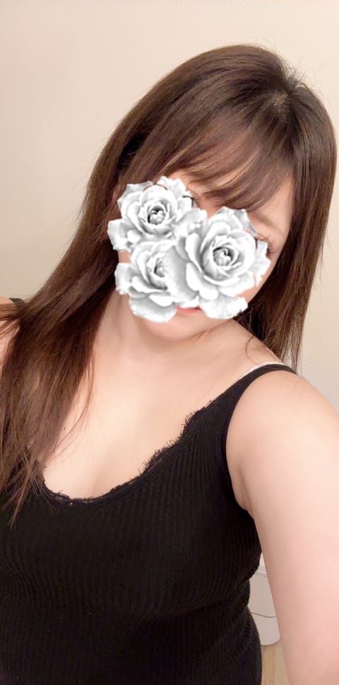 こんばんは🌙
本日も入室しました✨すっかり寒くなってきましたね🍁

本日も5時までお待ちしておりますのでどうぞよろしくお