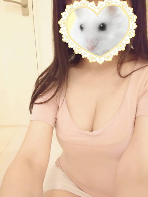 今日は池袋のお部屋です✨
一緒にまったりしましょう❤