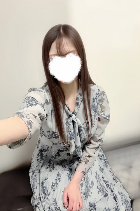 お久しぶりです💗かれんです✨
本職が忙しくて出勤ができませんでした😢
次回出勤予定
2月23日（日）17-24
久々に出