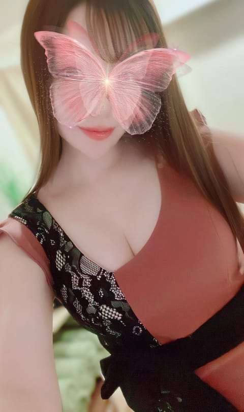 次回の出勤予定は

14日（日）飯田橋ルーム🍋

19時から26時まで🌟

こちらになります💁‍♀️💛
今週お休み頂いて