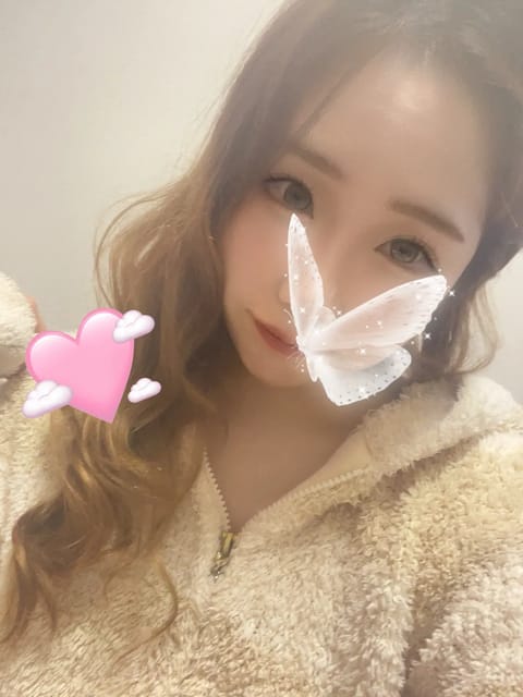 こんにちは*.ˬ.))

本日出勤しております👼🏻‎🎀
21:30UPと短いのですが会いに来てくれると嬉しいです✨

来