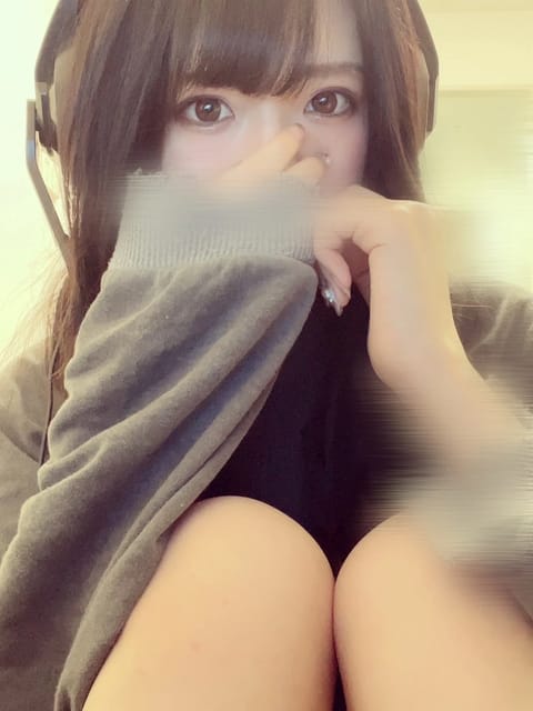先日も会いに来てくれたおにいさんありがとうございました⸝⸝>  ̫ <⸝⸝ᐡ♡

さっき外出たら一瞬雨降ってすぐ止んだの