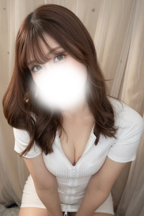 🌙本日出勤🌙

17:00〜23:00
新宿ルームにいます🫧

今日はゆっくり過ごせそうなので、
一緒にまったりしません