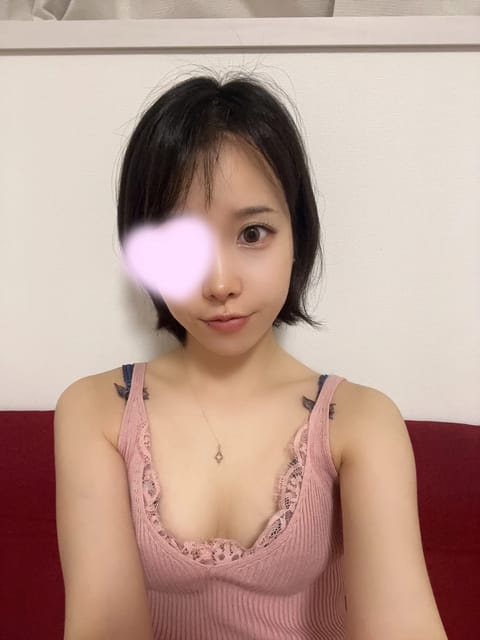今日は八丁堀ルームに出勤してます！

少し早めの晩ごはんに「鶏閧」さんのお弁当をいただきました🥢✨

鶏肉の皮がパリッパ