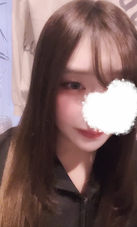 🕰 出勤予定
17日(金) 21:00〜5:00
 20日(月) 22:00〜5:00
 21日(火) 22:00〜5: