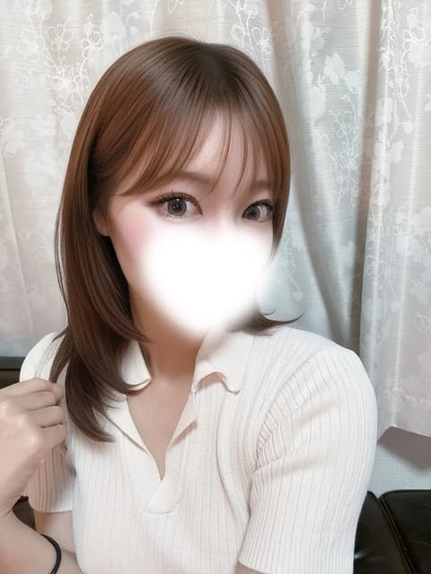 こんにちは〜🐈‍⬛🐾

今日も23:00まで出勤してます🖤
さらは今日で8月ラスト出勤になるので
会いに来てくれたら嬉し