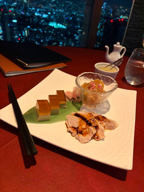 サンシャイン60の中にある中華とても美味しかった🥺💗美味しいものを食べることや猫の為に働いてます✨