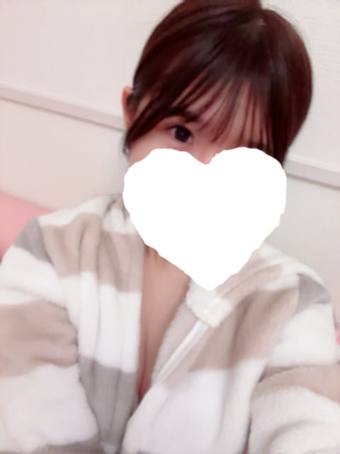 今日と明日います♡
お部屋暖かくしてまってるよ〜
