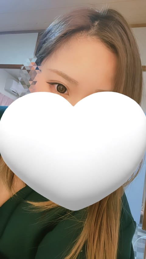 おはよ〜ᕷ*.°

今日はおやすみ♡♡

何しよ〜かな〜
なんか楽しい事したい気分(*ˊ˘ˋ*)｡♪:*

みんなはお休