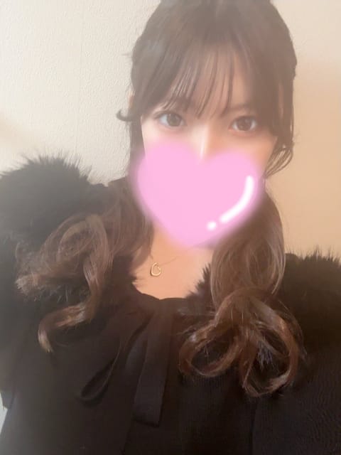 昨日もありがとうございました🈵🩷最近毎度本指名様たちが来てくださってうれしい🥹🎀今日は11-20で登戸ルームいます🍒今日