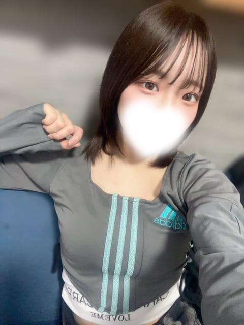 ご案内✨
4/26

21:00 🈳
23:00 🈳