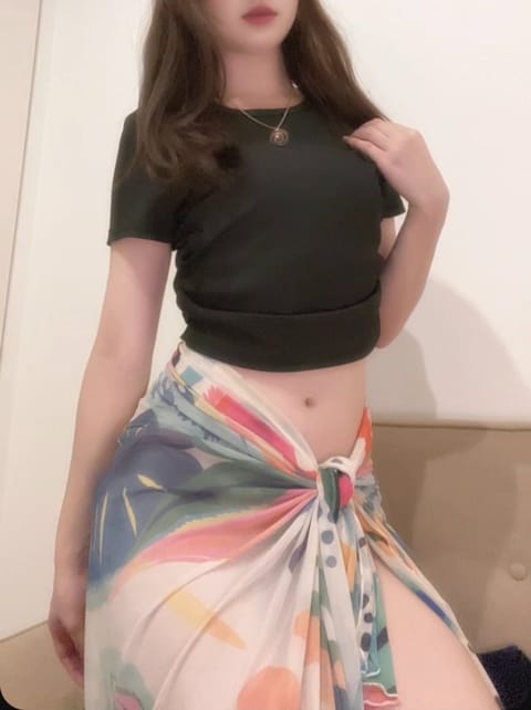 本日15時〜22時半まで
恵比寿に出勤してます🪻
お待ちしてます☁️