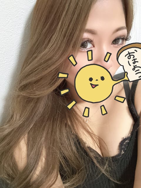 最近寒いですな😭🥶
夏女な私からしたら冬苦手な季節です笑
一緒に暖まってくれる方募集です😭
本日21:00~居ます😘
よ