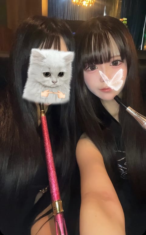 友達としーしゃ行ってきたよ〜(・ω<)💘

明日25日11-20で出勤です！

お誘い待ってるね（｡･ω･｡）