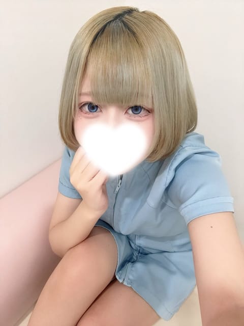 当番中🚲📺

年内最後に
ひと笑いしにきませんか？💅🏻

お待ちしてます☺️

#リフレ