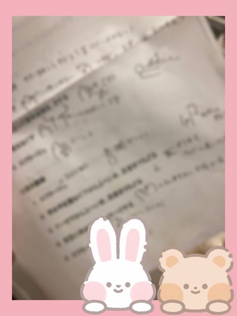 今日はオイルの講習に行ってました📖
落書きたくさんに見えますが、絵でたくさんメモしてます🤣笑

ベッド施術は慣れてないか