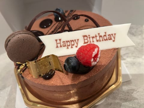 本指名様から頂いたケーキ😭💕美味しそう🥺🥺嬉しいすぎる！！！いつもありがとうございます😭