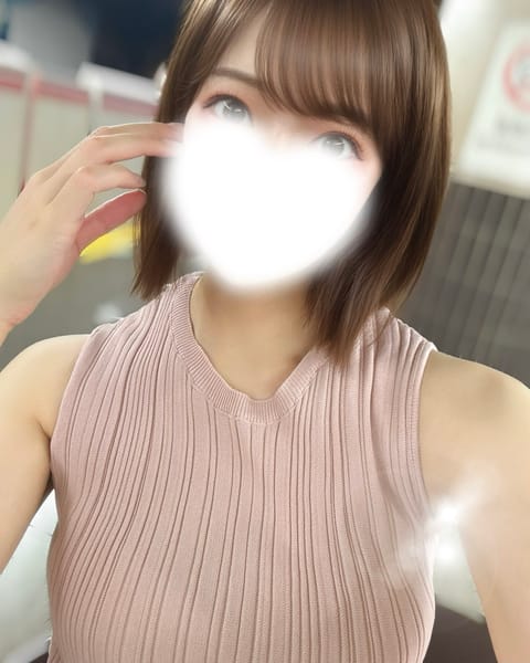 今日20-3で中野いきます꒰՞ ܸ. . ܸ՞꒱✨️🎶
ちょっとだけ実家に帰省してました♡🍣